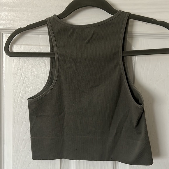 BUNDLE 3/$12 Dynamite Fitted Ribbed Crop Top - Picture 8 of 8